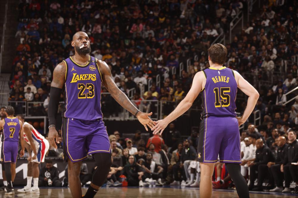 对俱乐部的 对俱乐部的