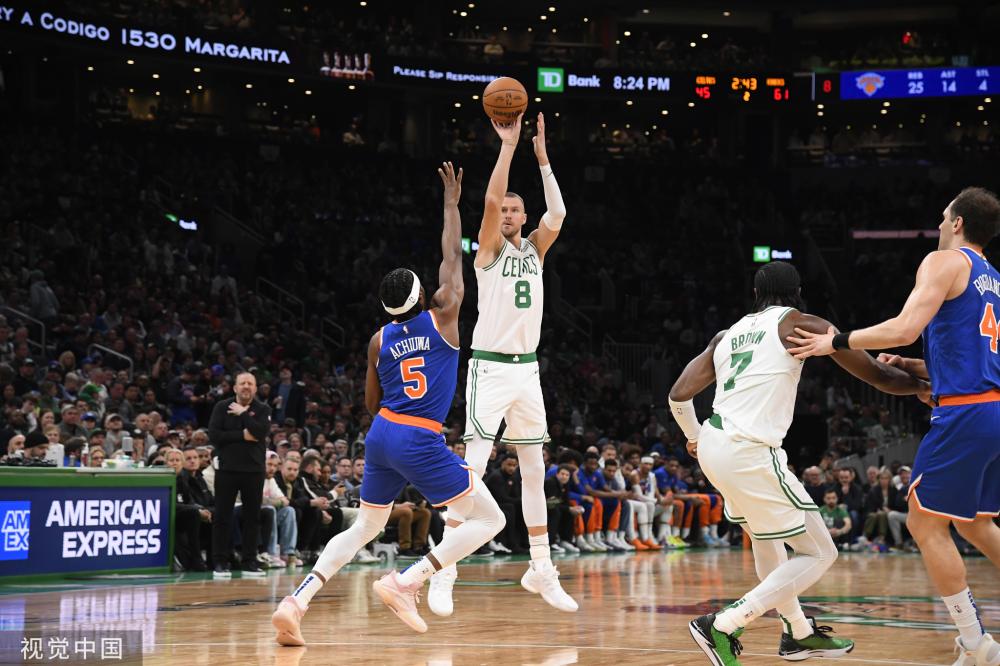 表现出色 表现出色