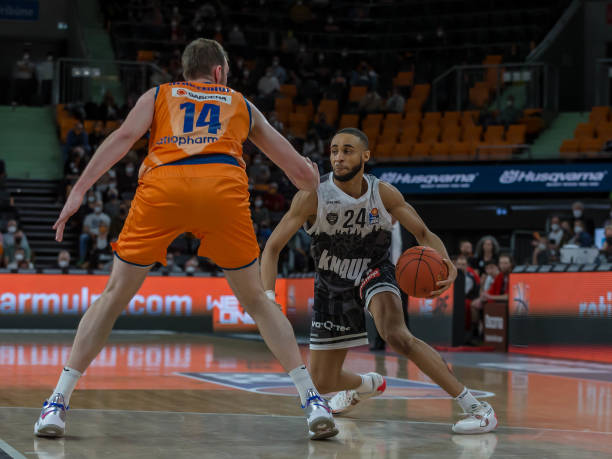 现在球场表 现在球场表