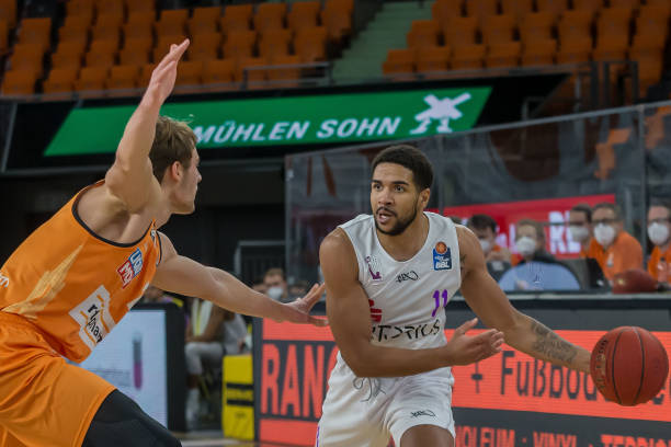 不少欧洲教 不少欧洲教