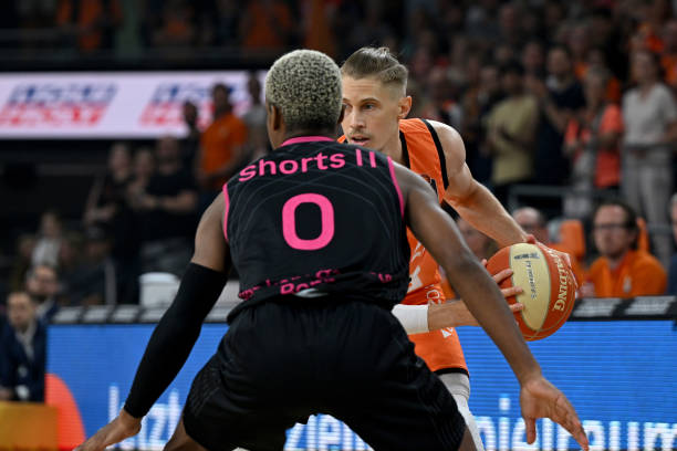 山东泰山以 山东泰山以